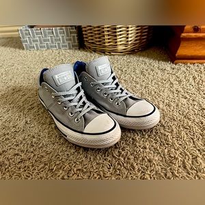 𝒞ℴ𝓃𝓋ℯ𝓇𝓈ℯ Women's 𝒞𝒽𝓊𝒸𝓀 𝒯𝒶𝓎𝓁ℴ𝓇 𝒜𝓁𝓁 𝒮𝓉𝒶𝓇 Sneakers